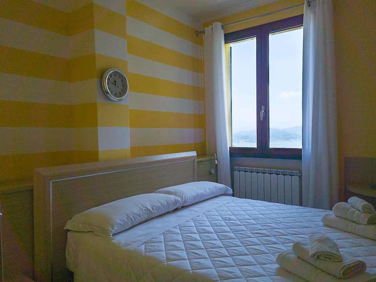 Agriturismo La Pietra 1 E La Pietra 2 La Spezia 0*,  Olaszország